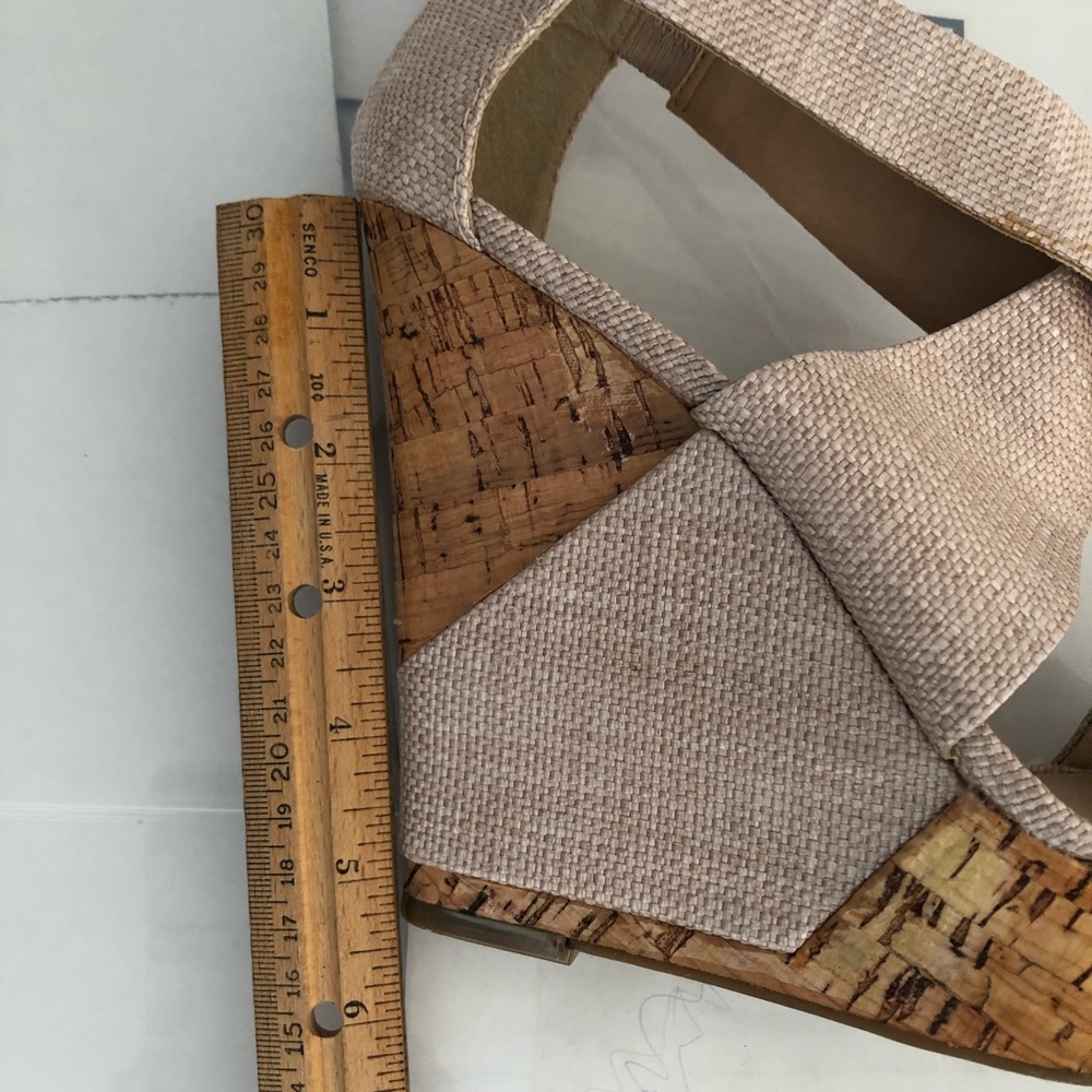 BCBG BCBGENERATION wedge platform sandal - Picture 7 of 13